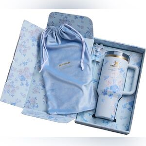 💙 STANLEY X LOVESHACK FANCY 40oz Quencher💙